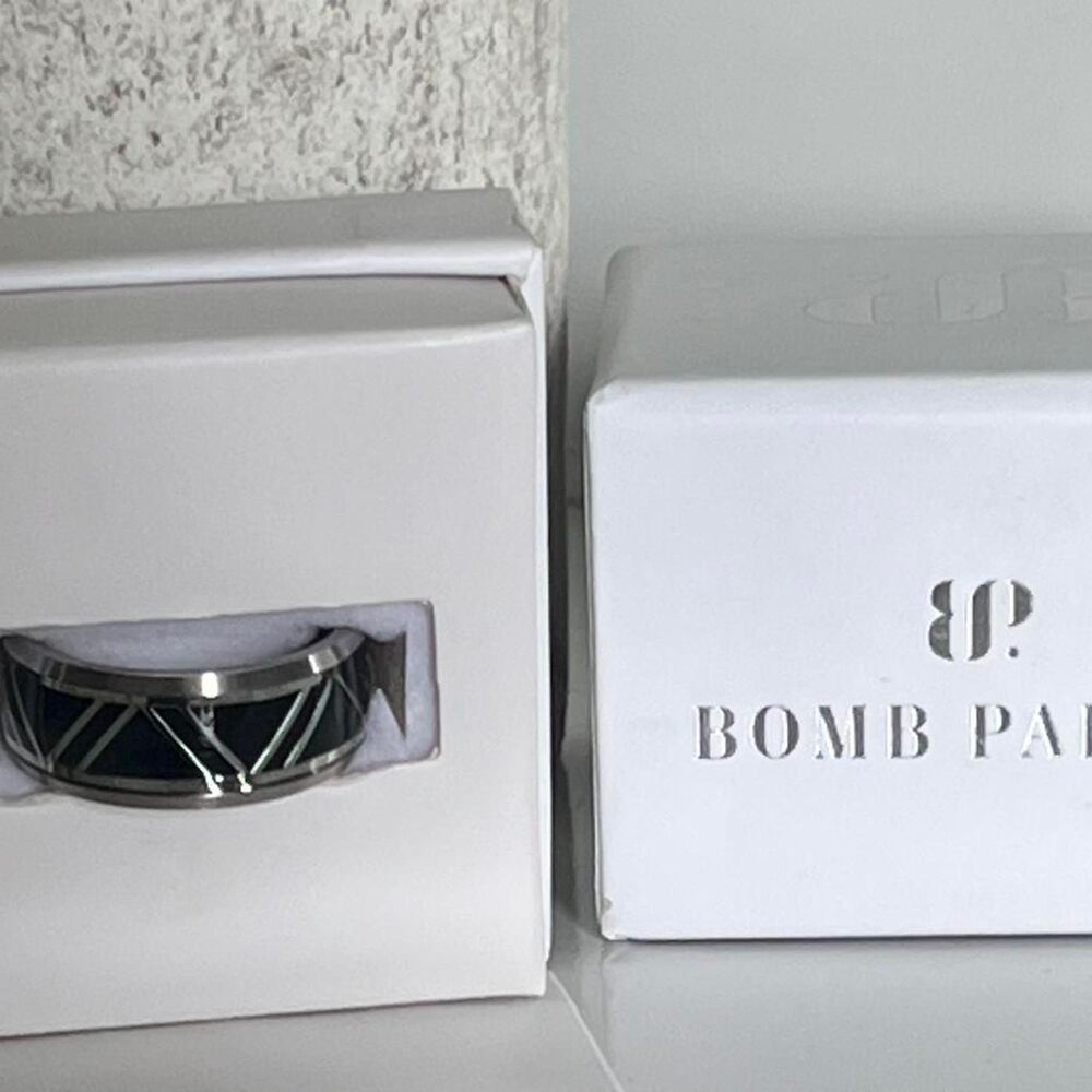 Bp Men's Silver and Black Jewellery